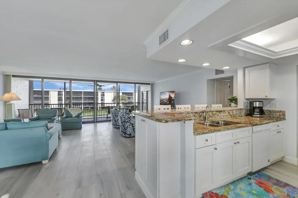 1401 Middle Gulf Drive Sanibel FL 33957