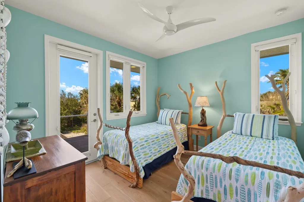 2190 Camino Del Mar Drive Sanibel FL 33957