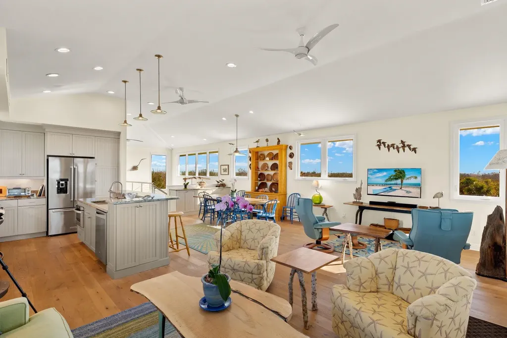 2190 Camino Del Mar Drive Sanibel FL 33957