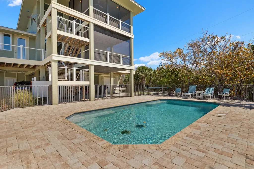 2190 Camino Del Mar Drive Sanibel FL 33957