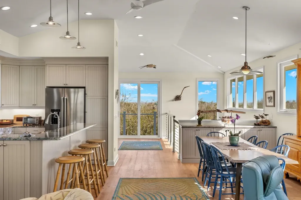 2190 Camino Del Mar Drive Sanibel FL 33957