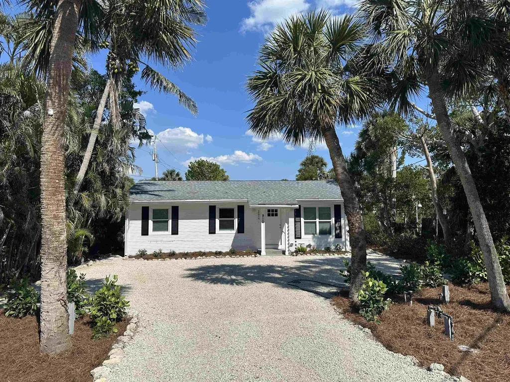 910 Fitzhugh Street Sanibel FL 33957