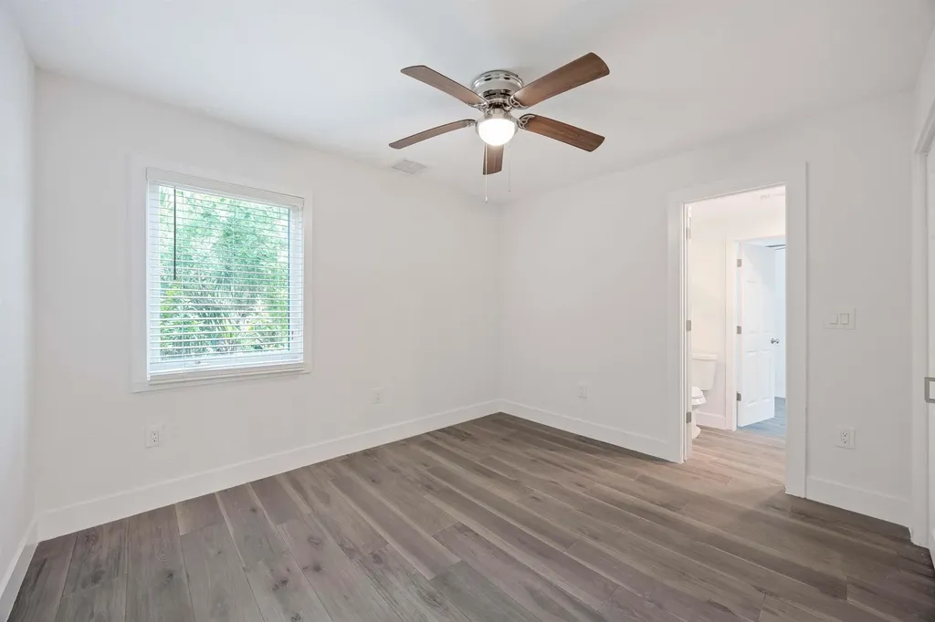 910 Fitzhugh Street Sanibel FL 33957