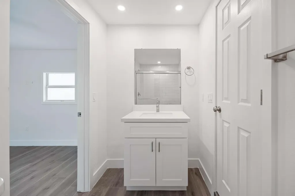 910 Fitzhugh Street Sanibel FL 33957