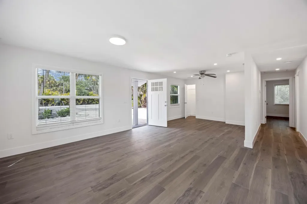 910 Fitzhugh Street Sanibel FL 33957