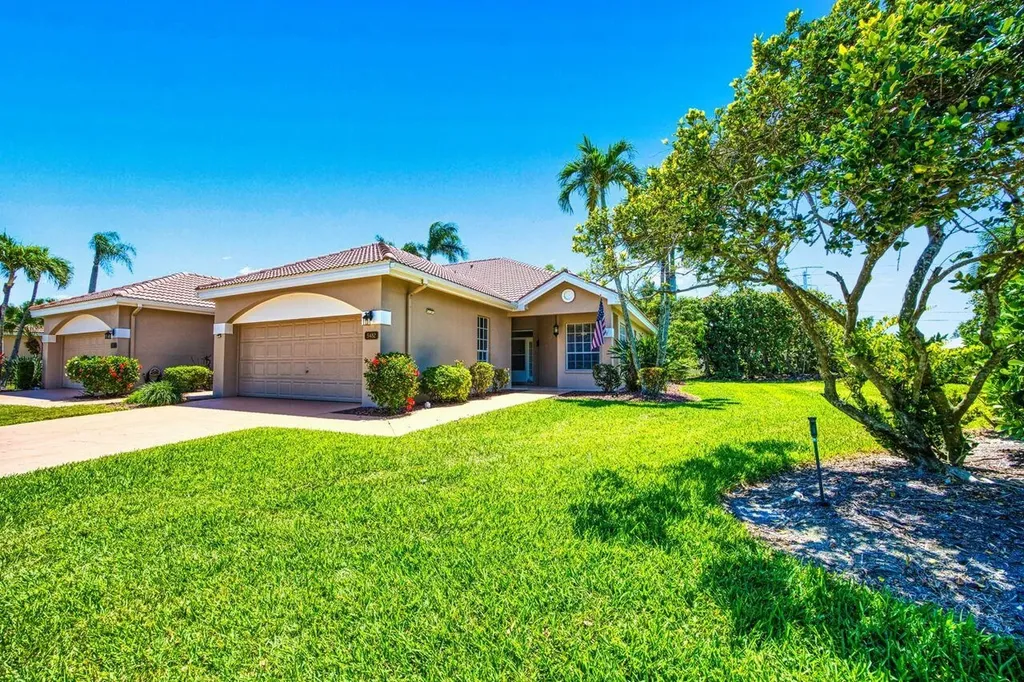 5482 Peppertree Drive Fort Myers FL 33908