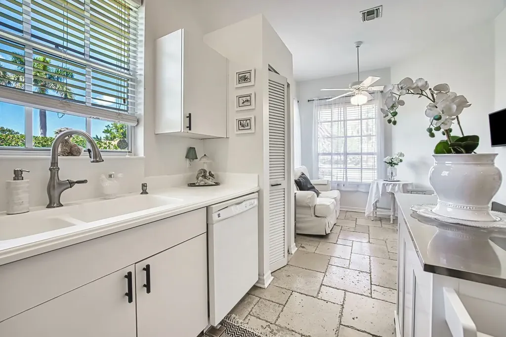 5482 Peppertree Drive Fort Myers FL 33908