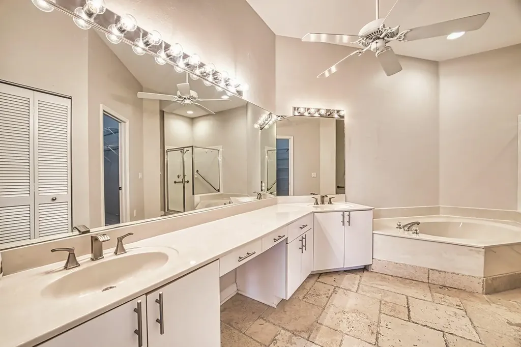 5482 Peppertree Drive Fort Myers FL 33908