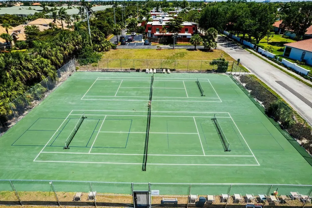 5482 Peppertree Drive Fort Myers FL 33908