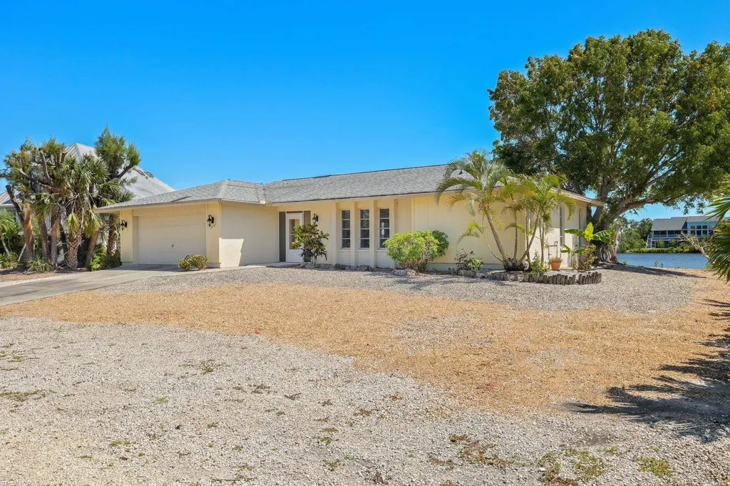 1457 Sand Castle Road Sanibel FL 33957