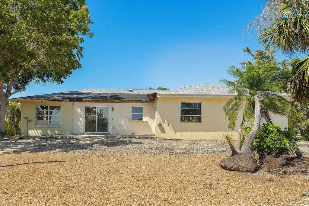 1457 Sand Castle Road Sanibel FL 33957