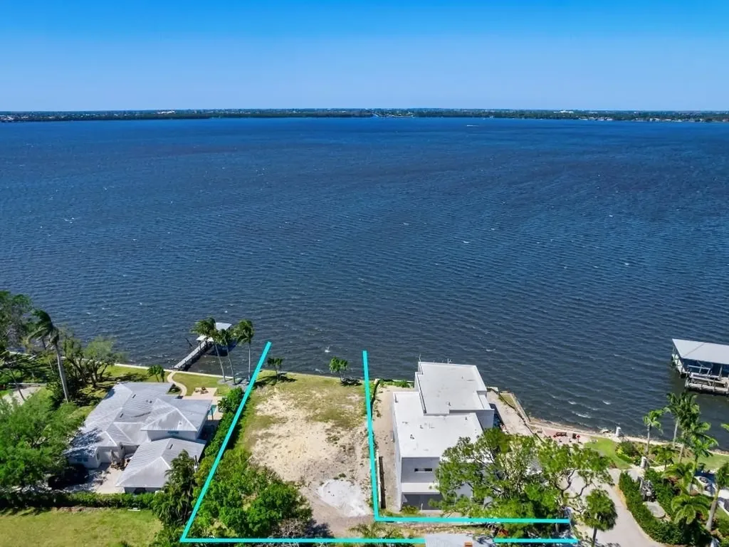 1204 Alhambra Drive Fort Myers FL 33901