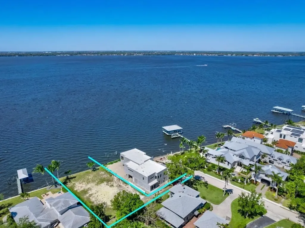 1204 Alhambra Drive Fort Myers FL 33901