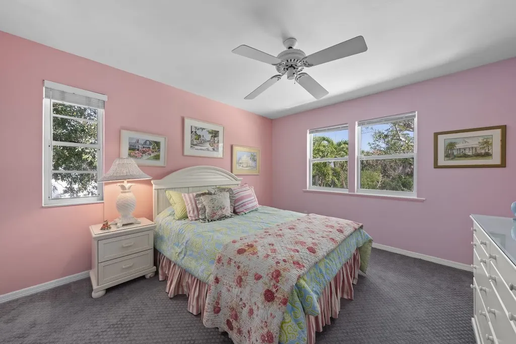 2162 Egret Circle Sanibel FL 33957