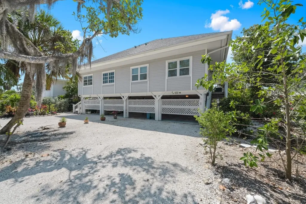 2162 Egret Circle Sanibel FL 33957