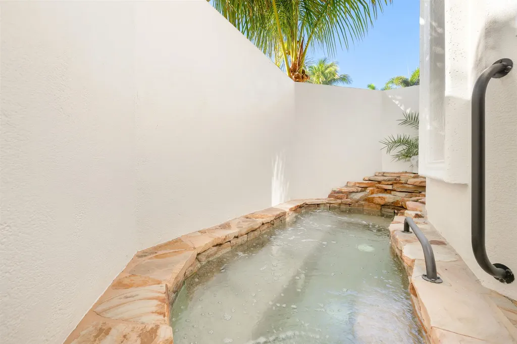 4831 Conover Court Fort Myers FL 33908