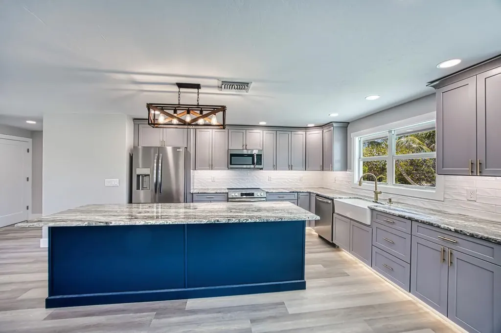 446 Lake Murex Circle Sanibel FL 33957