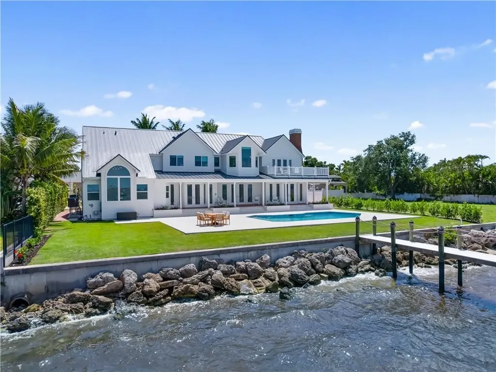 8451 Casa Del Rio Lane Fort Myers FL 33919