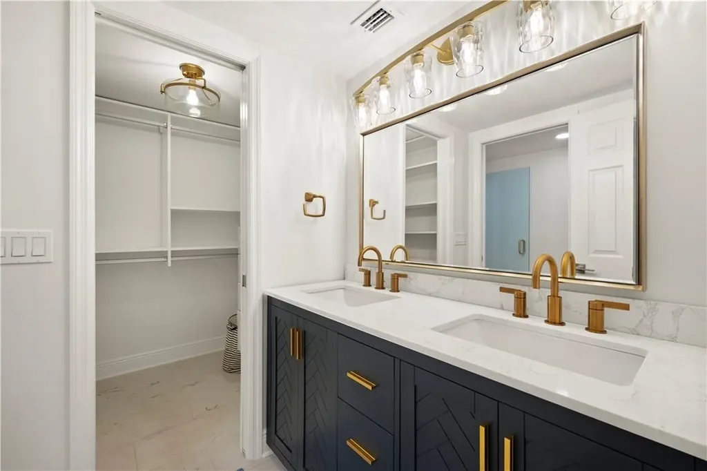 8451 Casa Del Rio Lane Fort Myers FL 33919