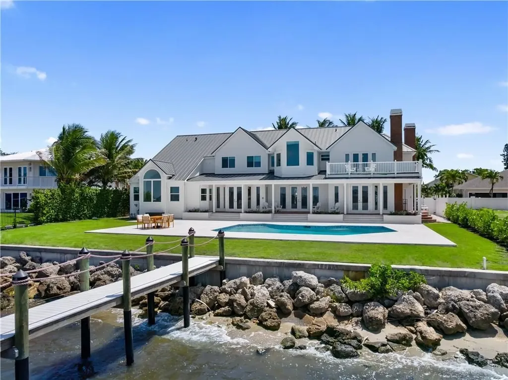 8451 Casa Del Rio Lane Fort Myers FL 33919