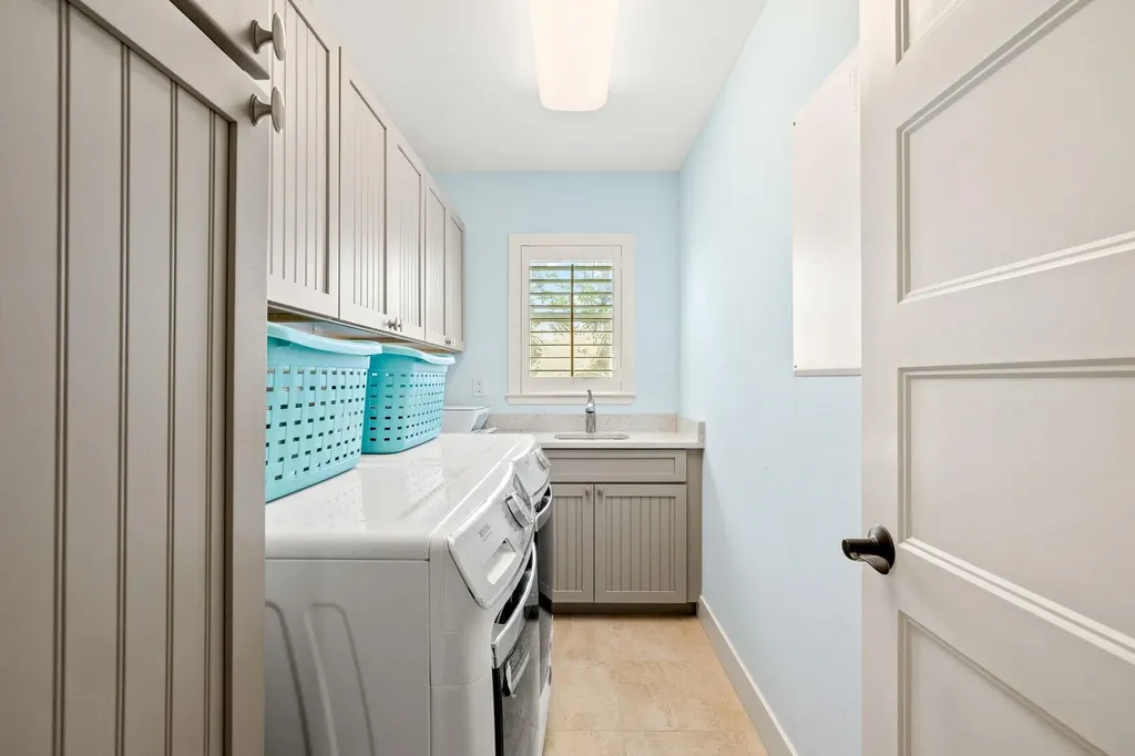 1234 Middle Gulf Drive Sanibel FL 33957