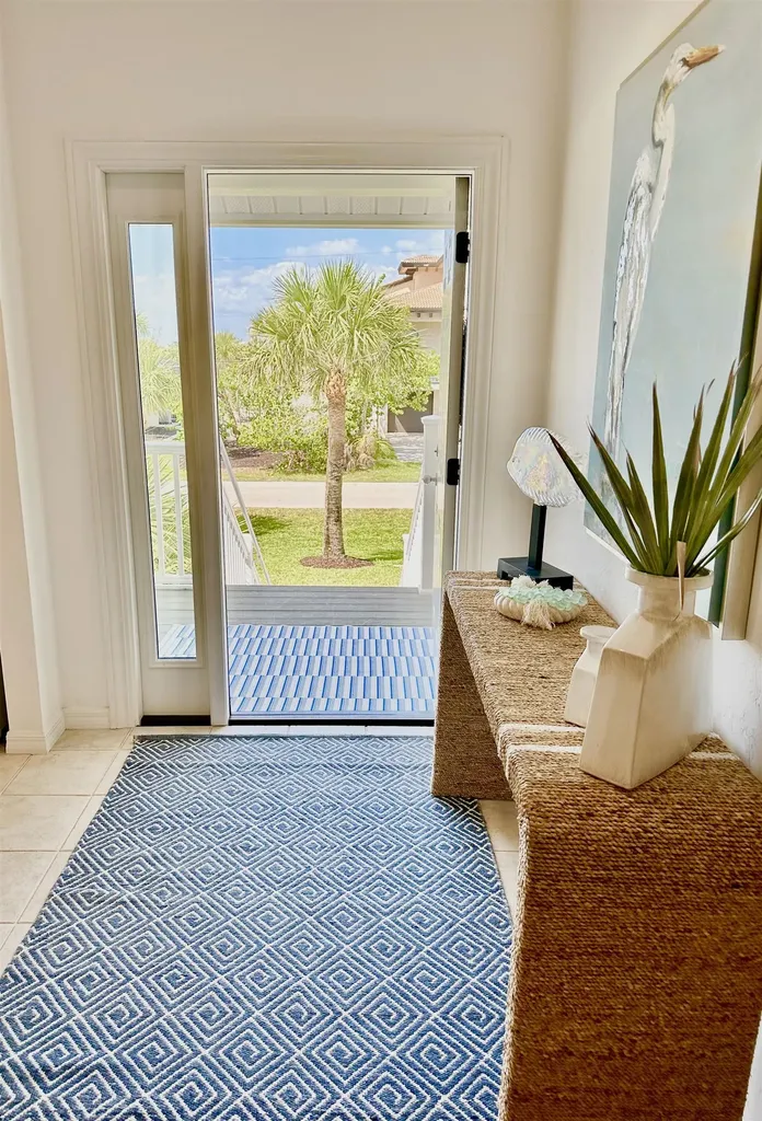 458 Lake Murex Circle Sanibel FL 33957