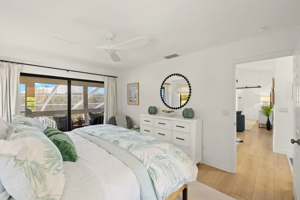 458 Lake Murex Circle Sanibel FL 33957