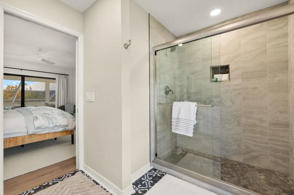 458 Lake Murex Circle Sanibel FL 33957