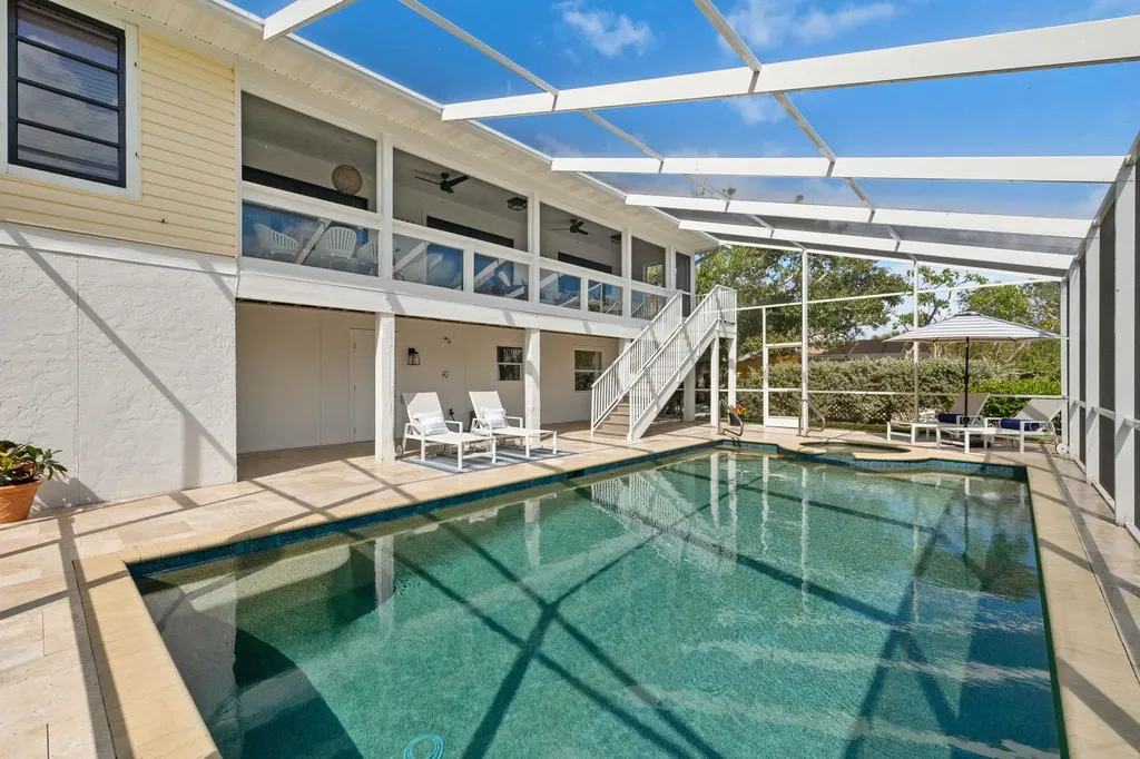 458 Lake Murex Circle Sanibel FL 33957