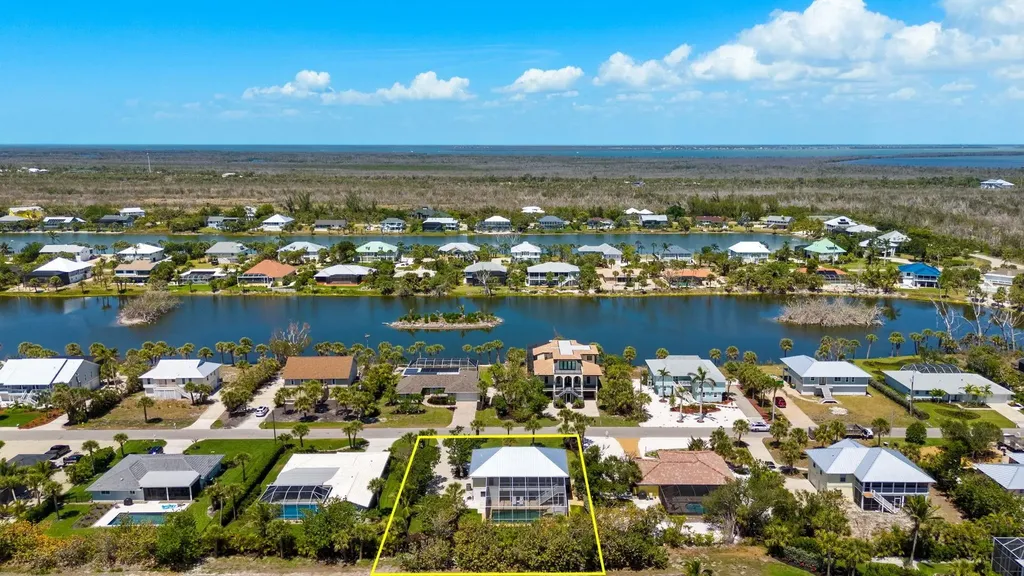 458 Lake Murex Circle Sanibel FL 33957