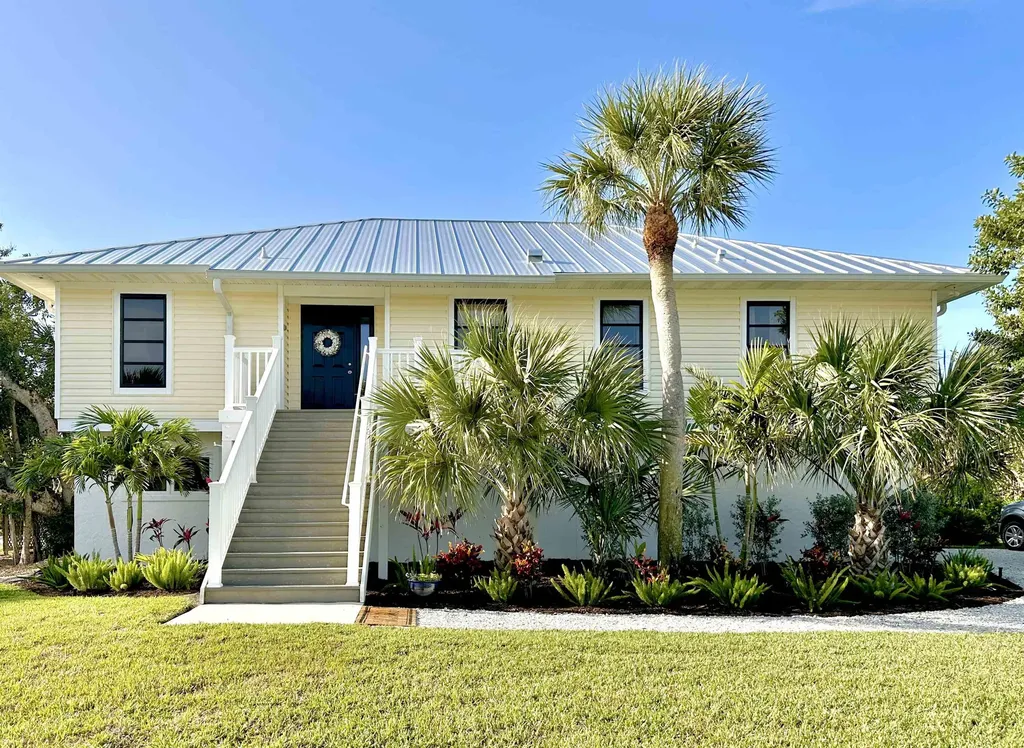 458 Lake Murex Circle Sanibel FL 33957