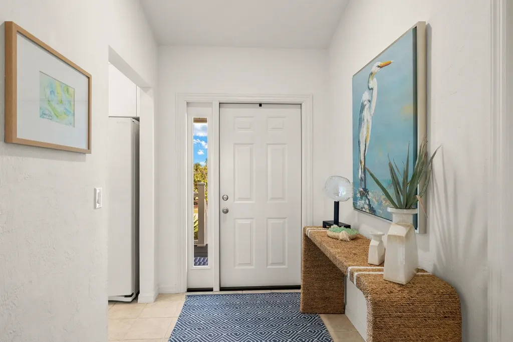 458 Lake Murex Circle Sanibel FL 33957