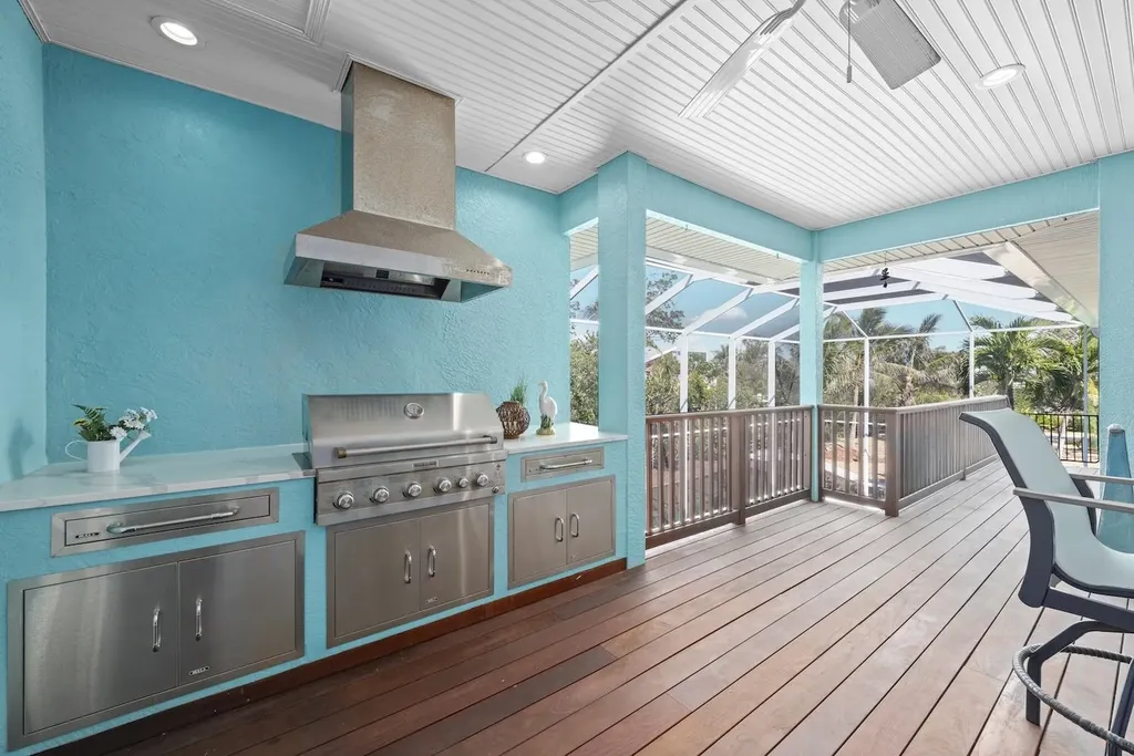 6450 Pine Avenue Sanibel FL 33957