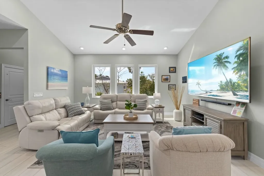 6450 Pine Avenue Sanibel FL 33957