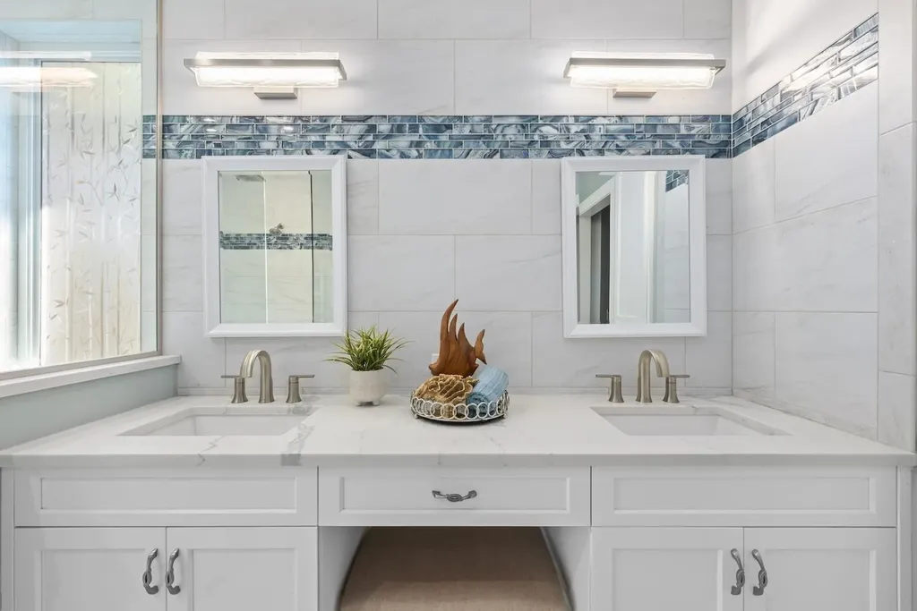 6450 Pine Avenue Sanibel FL 33957