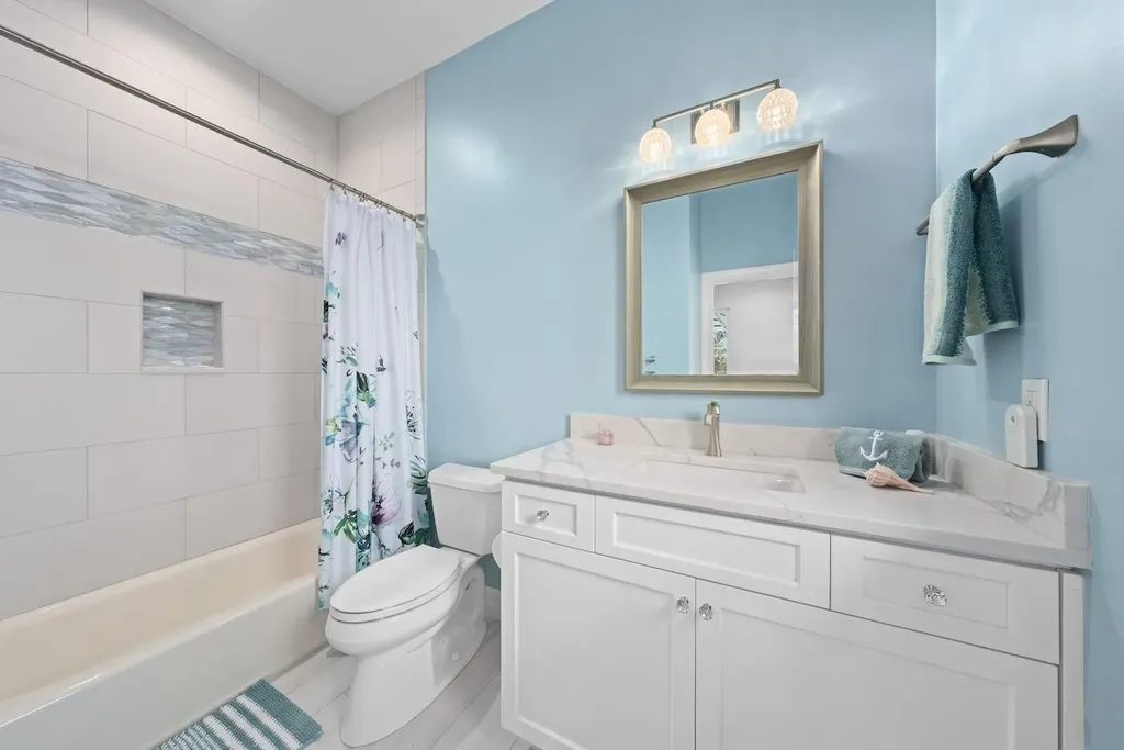 6450 Pine Avenue Sanibel FL 33957