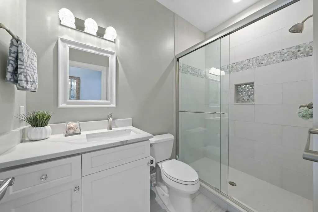 6450 Pine Avenue Sanibel FL 33957