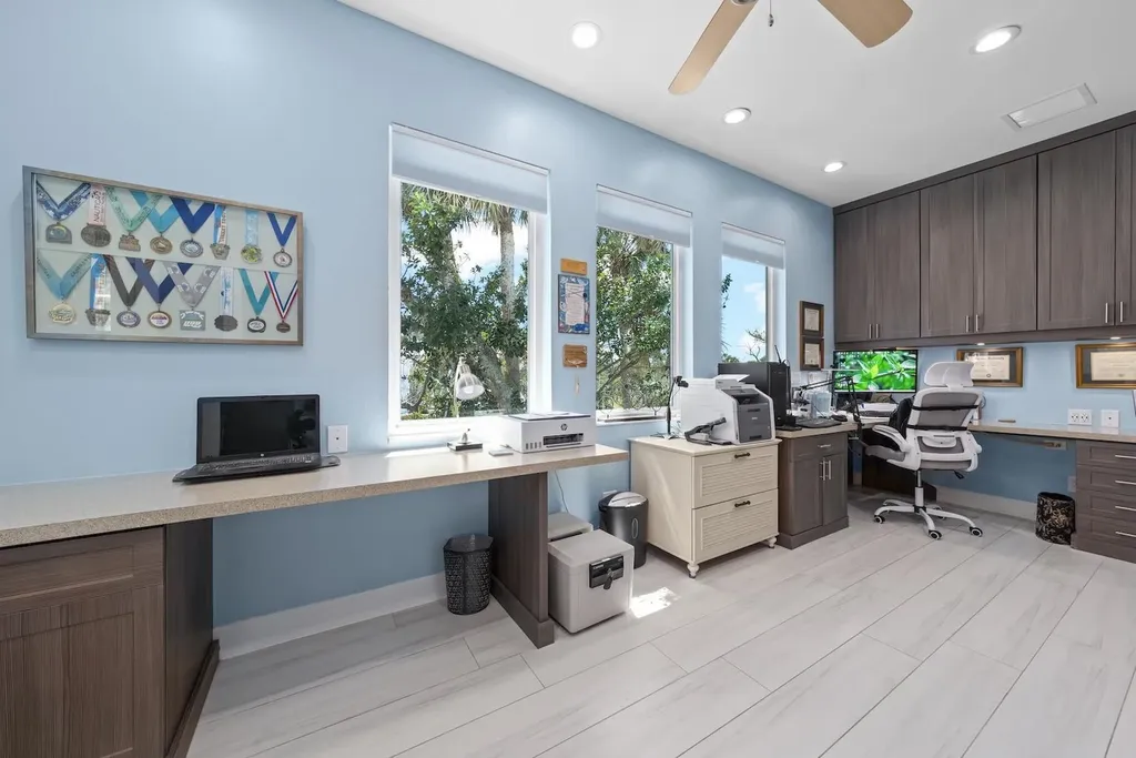 6450 Pine Avenue Sanibel FL 33957