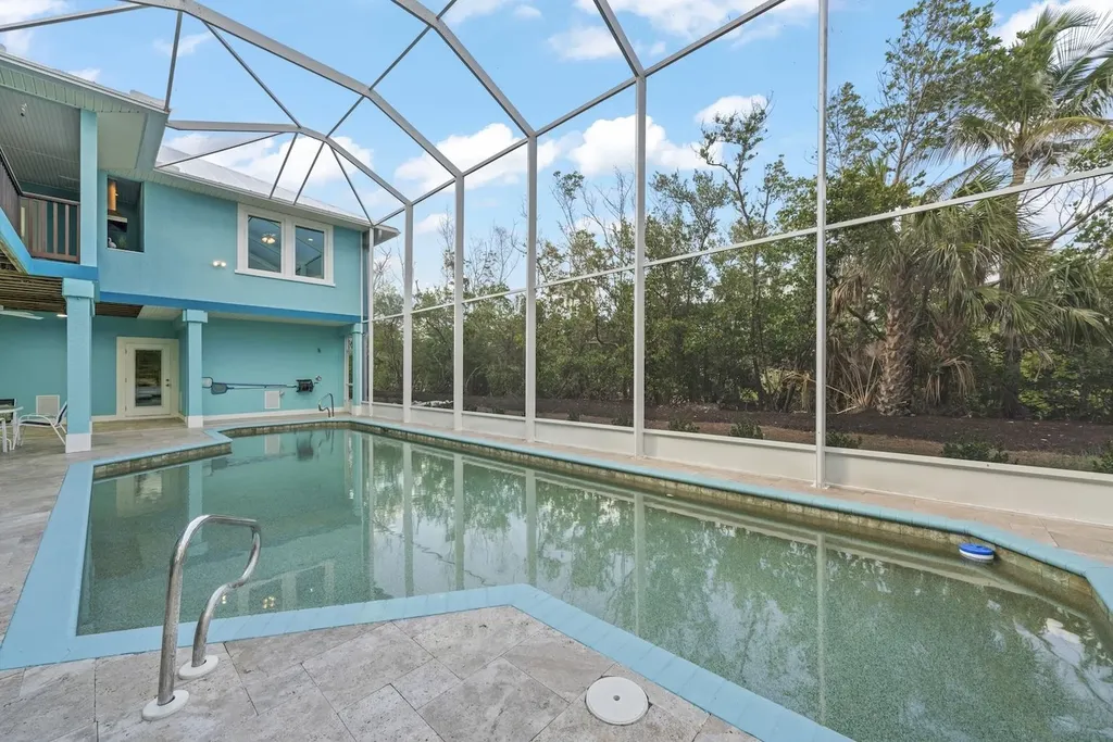 6450 Pine Avenue Sanibel FL 33957