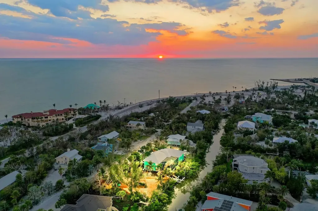 6450 Pine Avenue Sanibel FL 33957