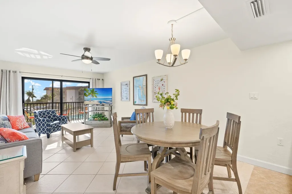 671 E Gulf Drive Sanibel FL 33957