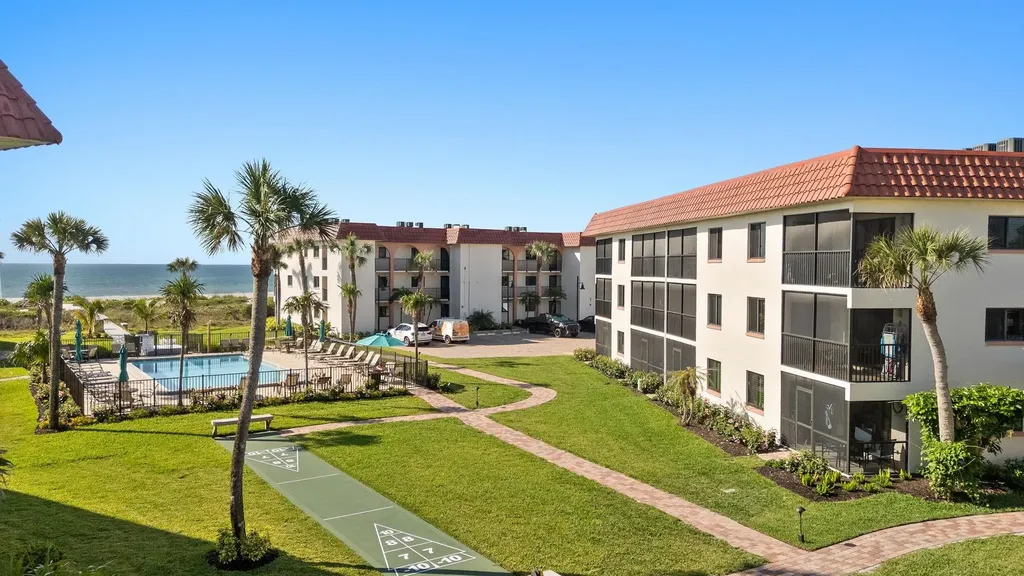 671 E Gulf Drive Sanibel FL 33957