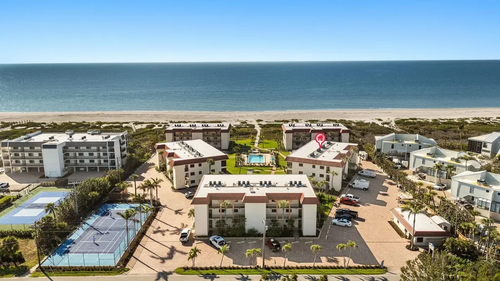 671 E Gulf Drive Sanibel FL 33957