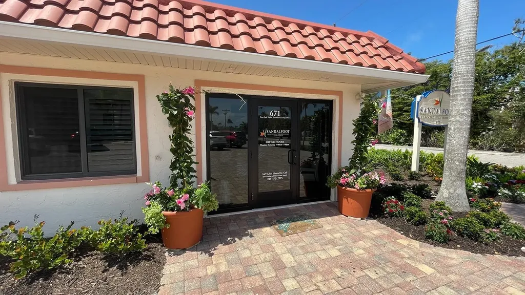 671 E Gulf Drive Sanibel FL 33957
