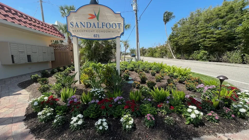 671 E Gulf Drive Sanibel FL 33957