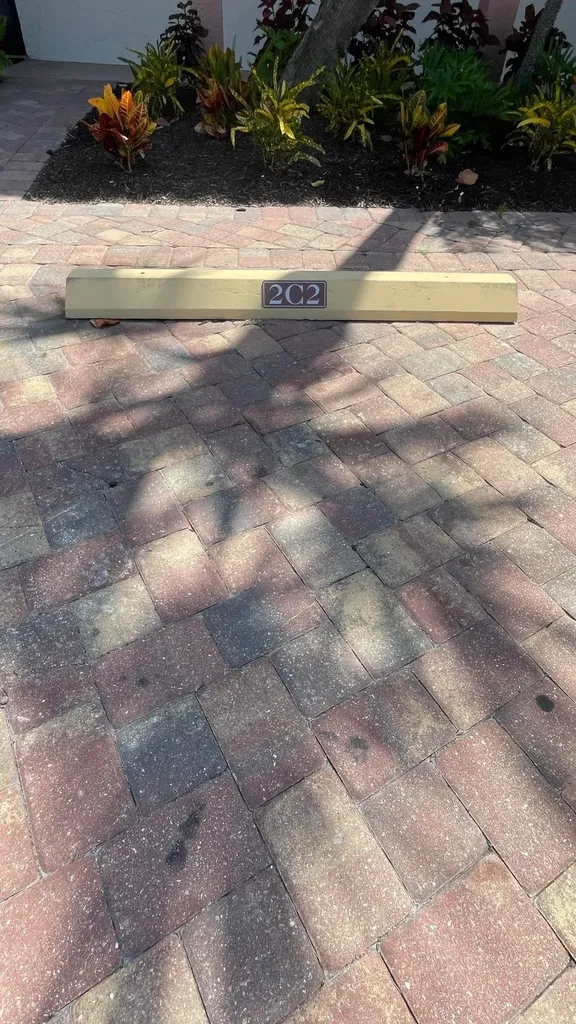 671 E Gulf Drive Sanibel FL 33957