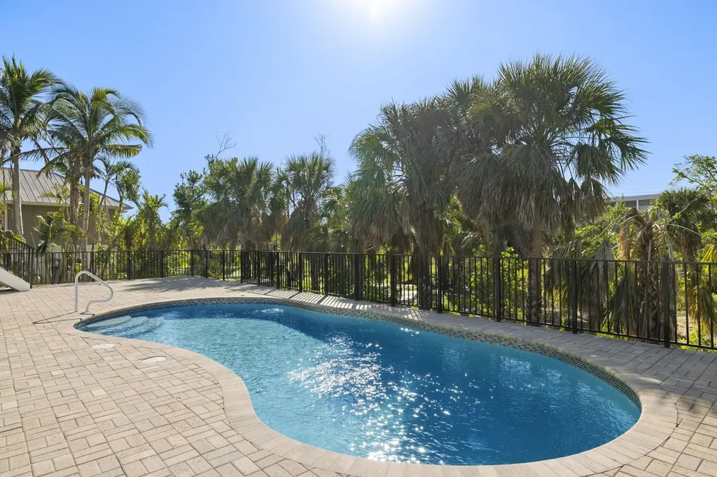 2287 Starfish Lane Sanibel FL 33957