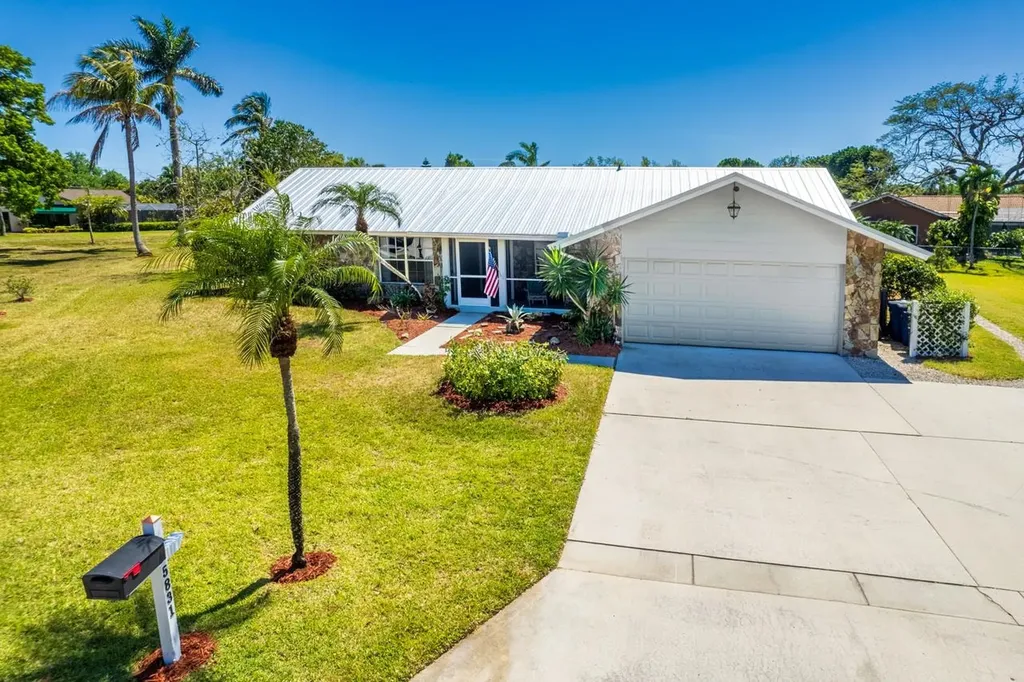 5831 Tallowood Circle Fort Myers FL 33919