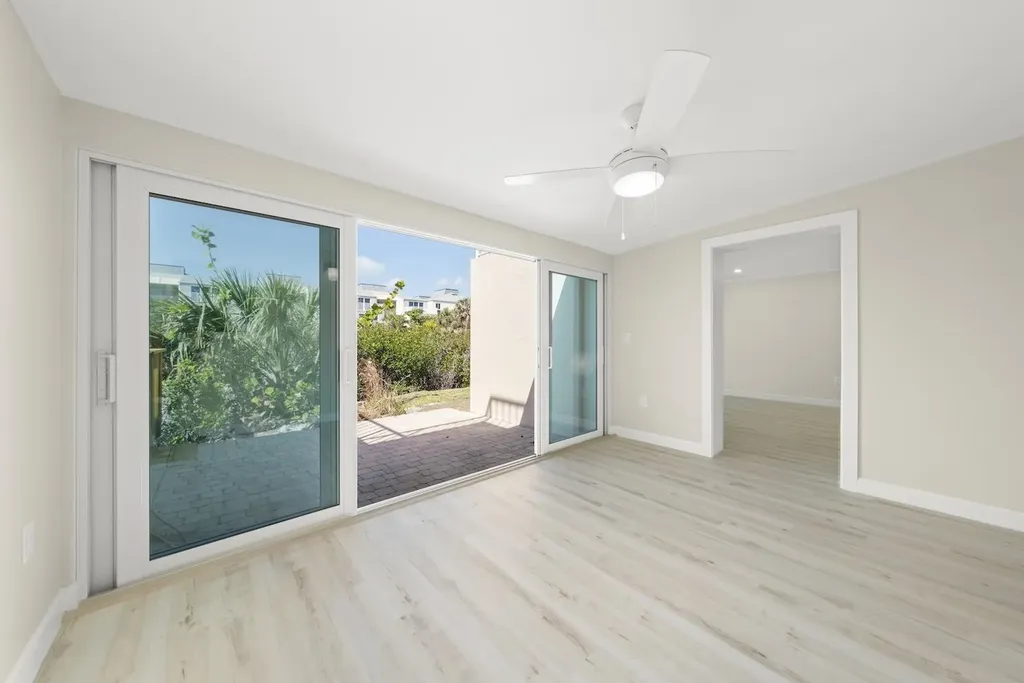 200 Periwinkle Way Sanibel FL 33957