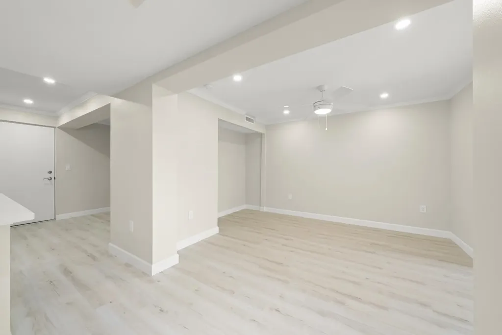 200 Periwinkle Way Sanibel FL 33957